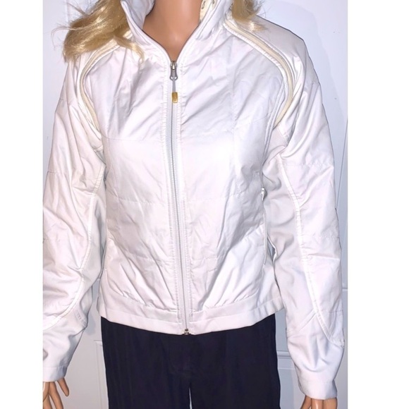 NIKE ACG Lightweight Jacket White converts to vest  SIZE Small - Picture 1 of 14